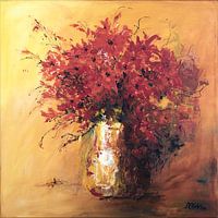 Blumen in Kupfervase