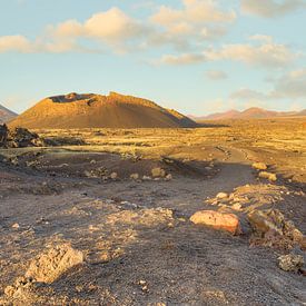 Weg zum Vulkan El Cuervo auf Lanzarote von Michael Valjak