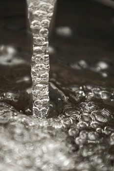 Water molecules part 1