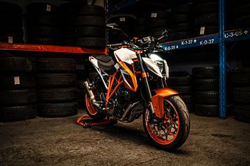 KTM 1290 SUPER DUKE sur Bas Fransen