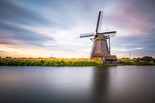 Mill Kinderdijk by Juul Hekkens