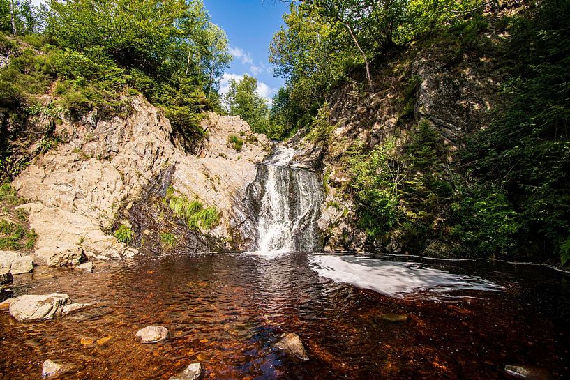 The waterfall of Bayehon by Inge Verbeem