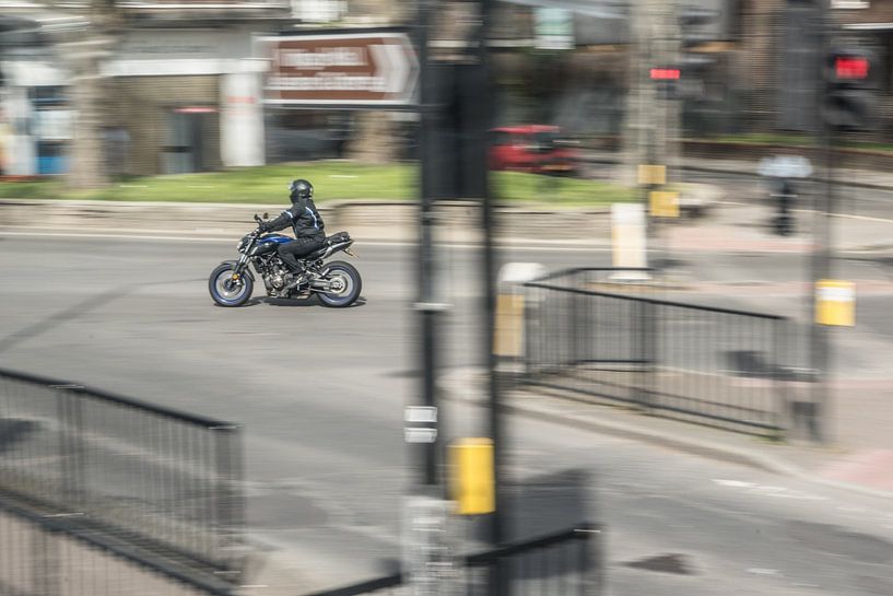 Motorrad - London von Maurice Weststrate