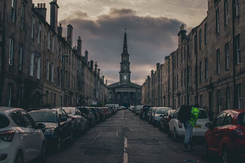 Edinburgh by Hello Pompoyo