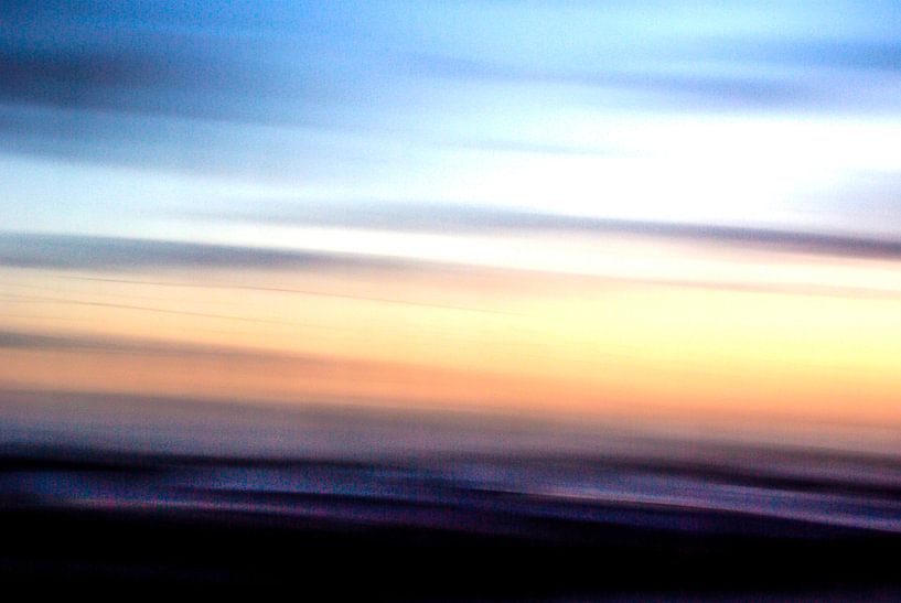 Sylt: Bewegung (Nordsee beim Sonnenuntergang) van Norbert Sülzner
