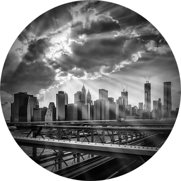 Manhattan Zonnestralen z/w van Melanie Viola