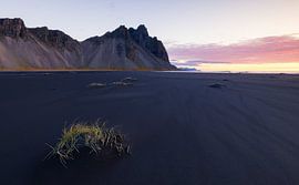 Berg Vestrahorn - Stokksnes (Island) von Marcel Kerdijk