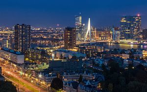 Kop van zuid at night van Ilya Korzelius