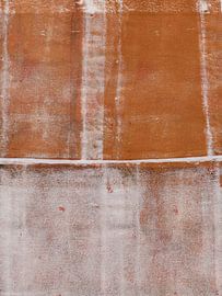 Earthy landscape - abstract minimalist painting by Dina Dankers