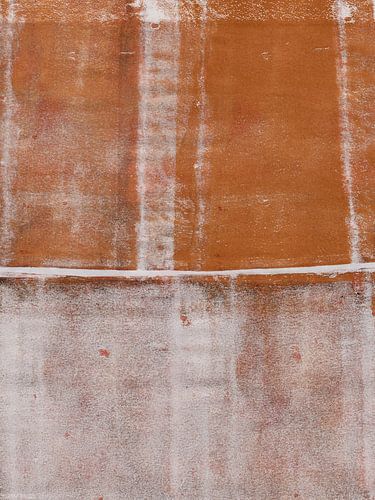 Earthy landscape - abstract minimalist painting by Dina Dankers