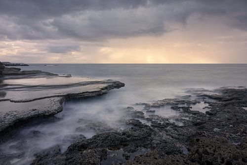 Gentle waves in the morning light – tranquillity on the coast of Tenerife