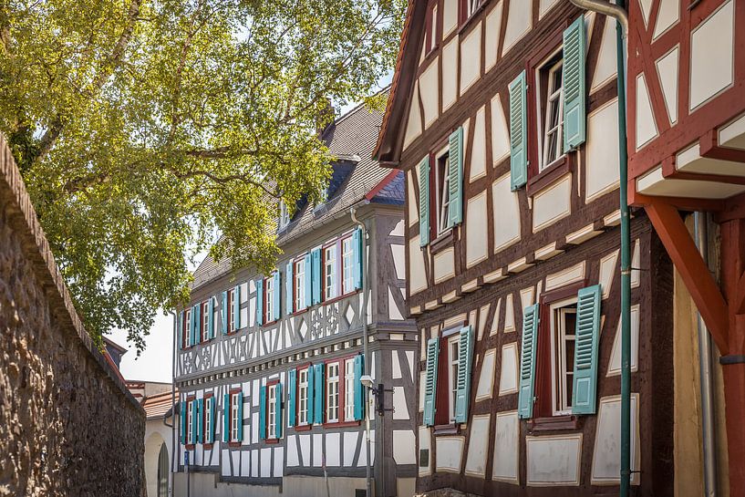 Fachwerkhäuser in der Altstadt von Oberursel, Taunus by Christian Müringer