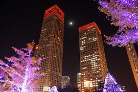 Beijing CBD moderne Architektur - Yintai-Gebäude rund um die Kirchenmesse von Ben Nijhoff