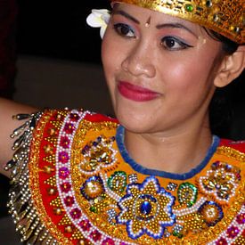 Balinese danseres van Anita Tromp