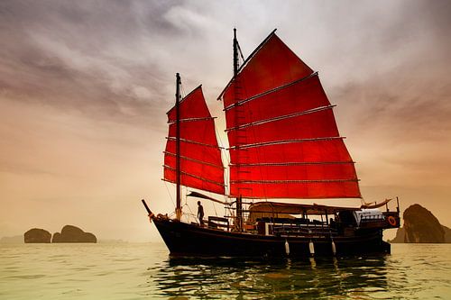 SUNSET CRUISE