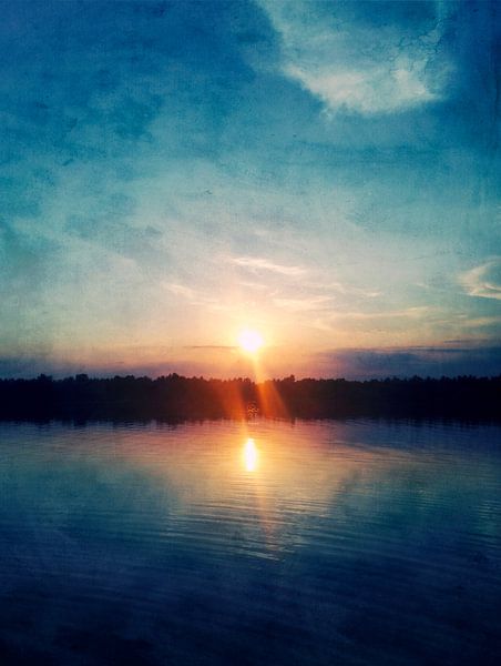 Here Comes the Night by Angelo Cerantola