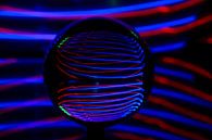 Abstract met blauw, rood en een vleugje groen van Angeline van de Kerkhof thumbnail