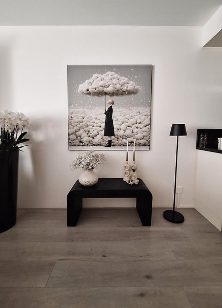 Klantfoto: Ethereal Rain | Surrealistische bloemenillustratie van Mirjam Duizendstra, als ArtFrame