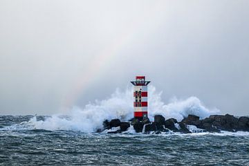 Storm light at IJmuiden's North Pier by Leon Brouwer