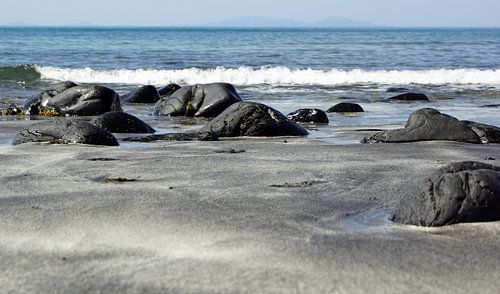Talisker Beach ligt bij het dorp Carbost op het Isle of Skye
