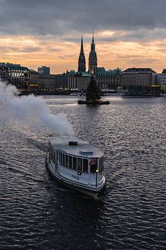Kerstmagie op de Binnenalster met de St. Georg stoomboot van Oliver Preuss