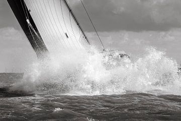 Skûtsje smashes through the waves by ThomasVaer Tom Coehoorn