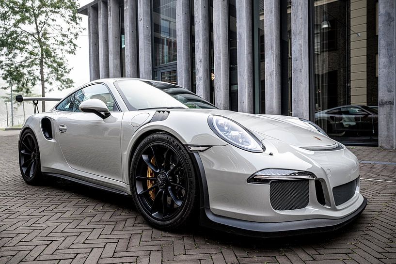 Porsche 911 GT3 RS sports car by Sjoerd van der Wal Photography