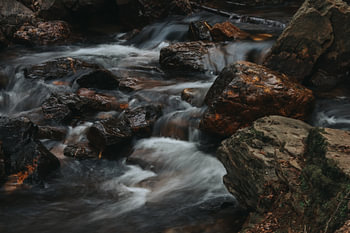 Wasser fließt