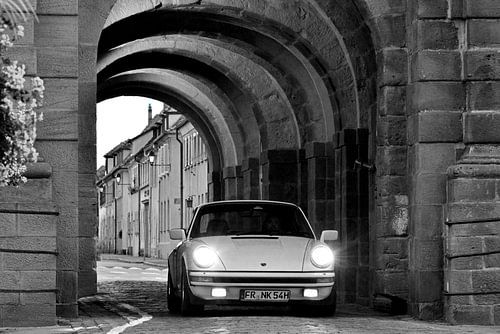Porsche 911SC in black and white Pic04