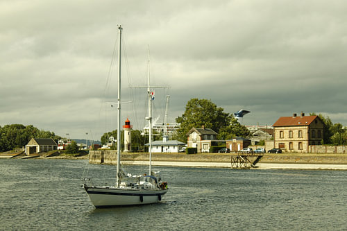 Honfleur, boot in de haven