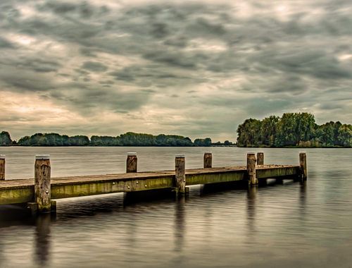 Threatening air over Brielse Meer