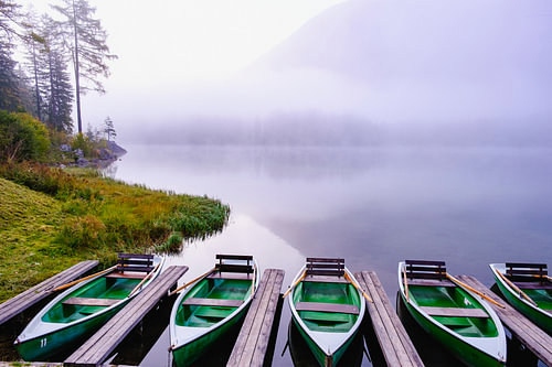 Bootjes in de mist