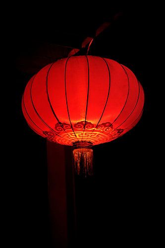 Chinesische rote Laterne als Glücksbringer