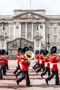 Le palais de Buckingham et les sentinelles