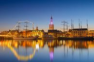 Hanzestad Kampen in de avond gezien vanaf de IJssel van Sjoerd van der Wal Fotografie thumbnail