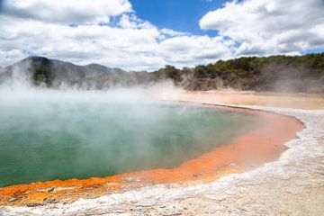 hot sparkling lake in New Zealand by Markus Gann