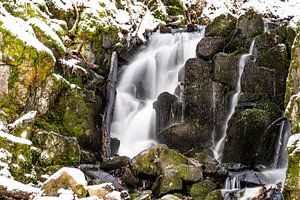 Wasserfall im Winter- Die Teufelsmühle/Rhön von Holger Spieker