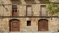 Calle Major in Villava, provincie Navarra, Spanje van Ton Van Zeijl thumbnail
