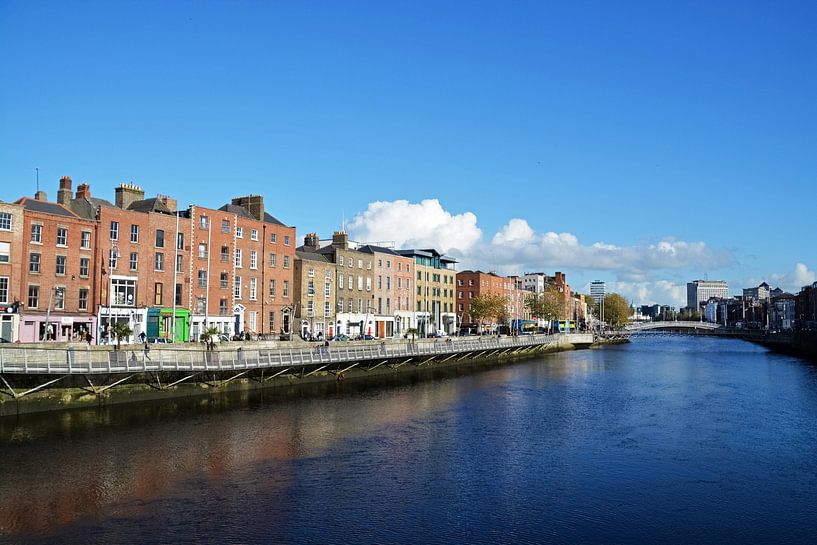 Dublin by Hello Pompoyo