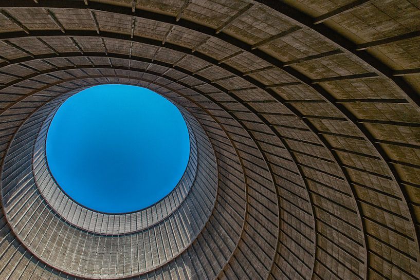 Portal to the sky by Annemiek van Eeden