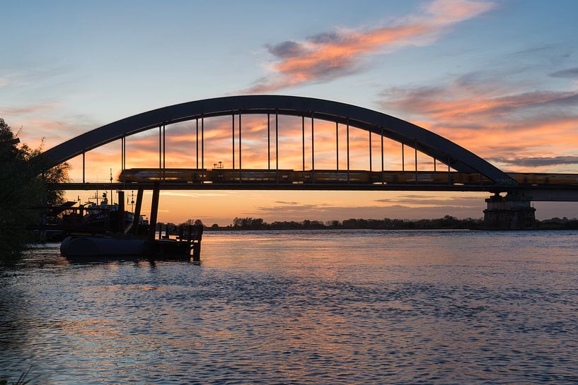 Culemborg railway bridge by Wilco Bos