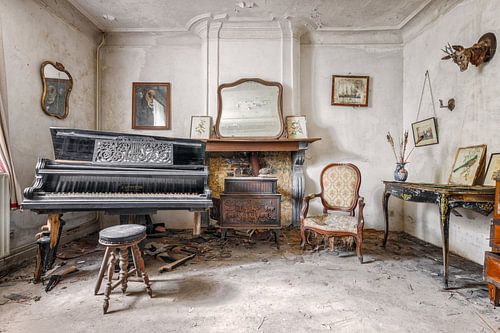 Piano's en piano's op verlaten plaatsen