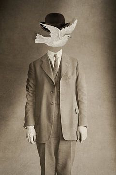 Monsieur Magritte by Marja van den Hurk