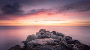Steine in der Ostsee von Steffen Henze