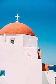 Weiße Kirche Orange Kuppel von Patrycja Polechonska