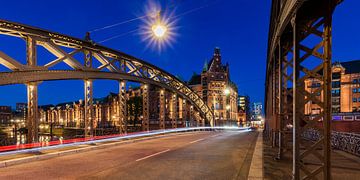 Speicherstadt in Hamburg at night by Werner Dieterich