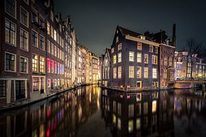 Amsterdam bij avondlicht sur Jeffrey Van Zandbeek