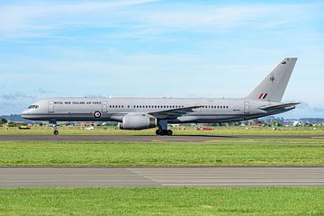 Royal New Zealand Air Force Boeing 757-200 (NZ7571). by Jaap van den Berg