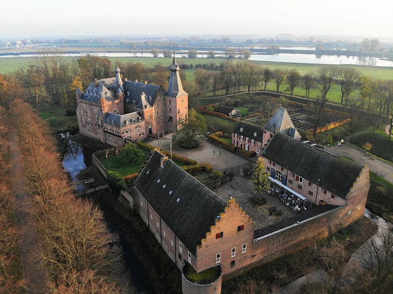 Castle Doorwerth by Jos Berkien