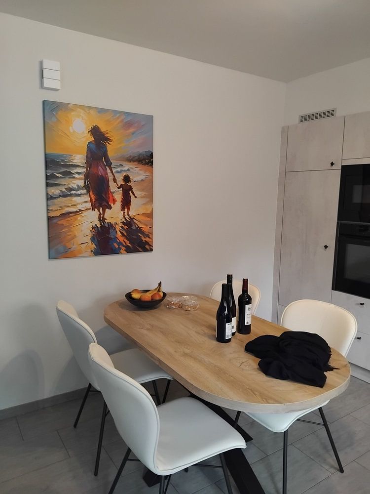 Puur geluk een portret van een moeder en kind  van Jolique Arte 